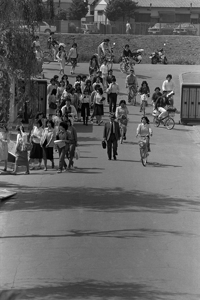越谷 正門前（1980年頃）