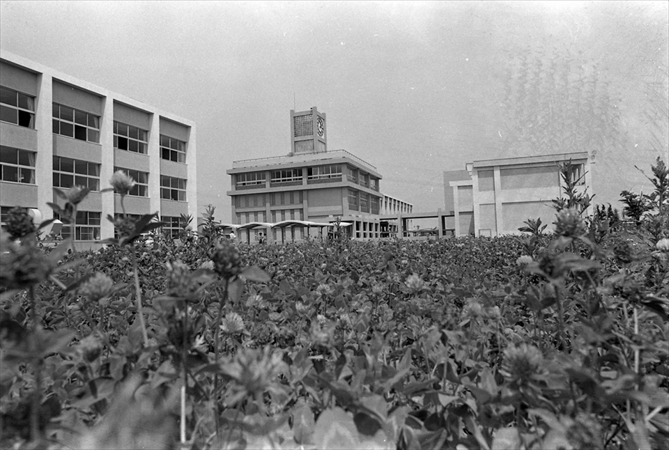越谷 3号館前（1968年頃）
