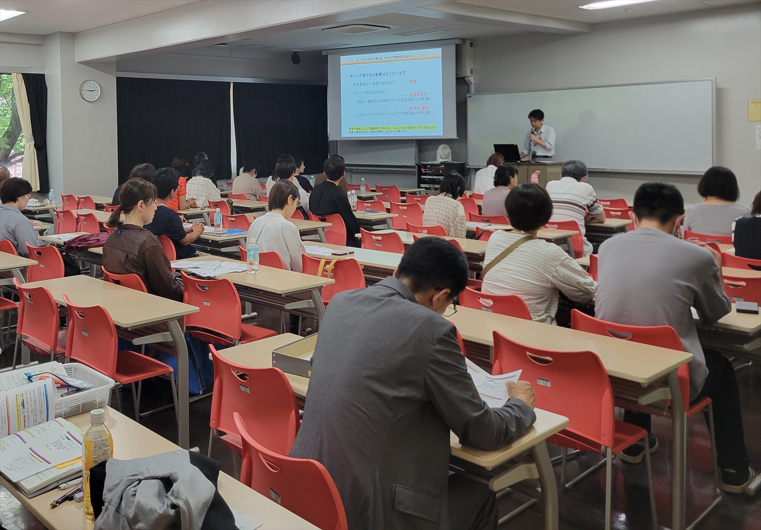 管理栄養学科 藤見峰彦先生の講演