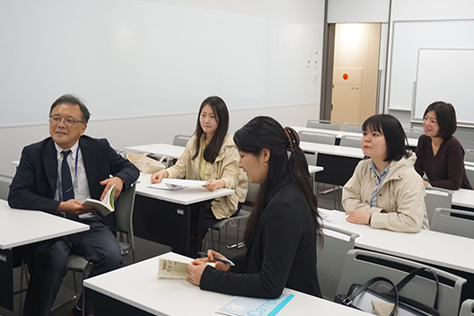 演習室でのゼミの様子