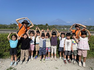 
                    
                      お泊まり保育　
                    
                    
