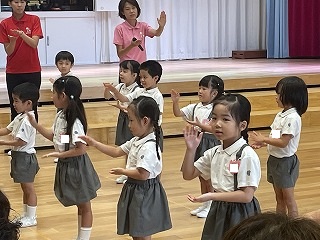 
                    
                      敬老お招き会　～梅組（年中）編～
                    
                    