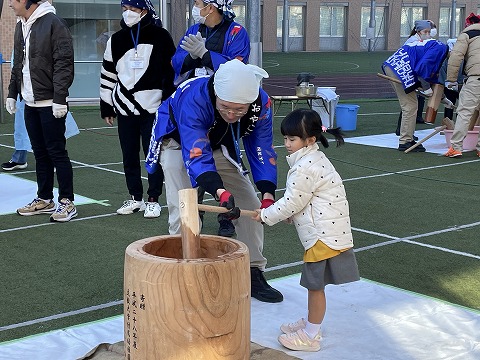 1202 ブログもちつき (18).jpg