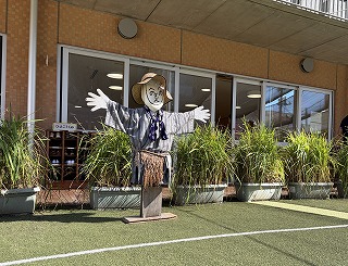 0914 ブログ稲刈り (1).jpg