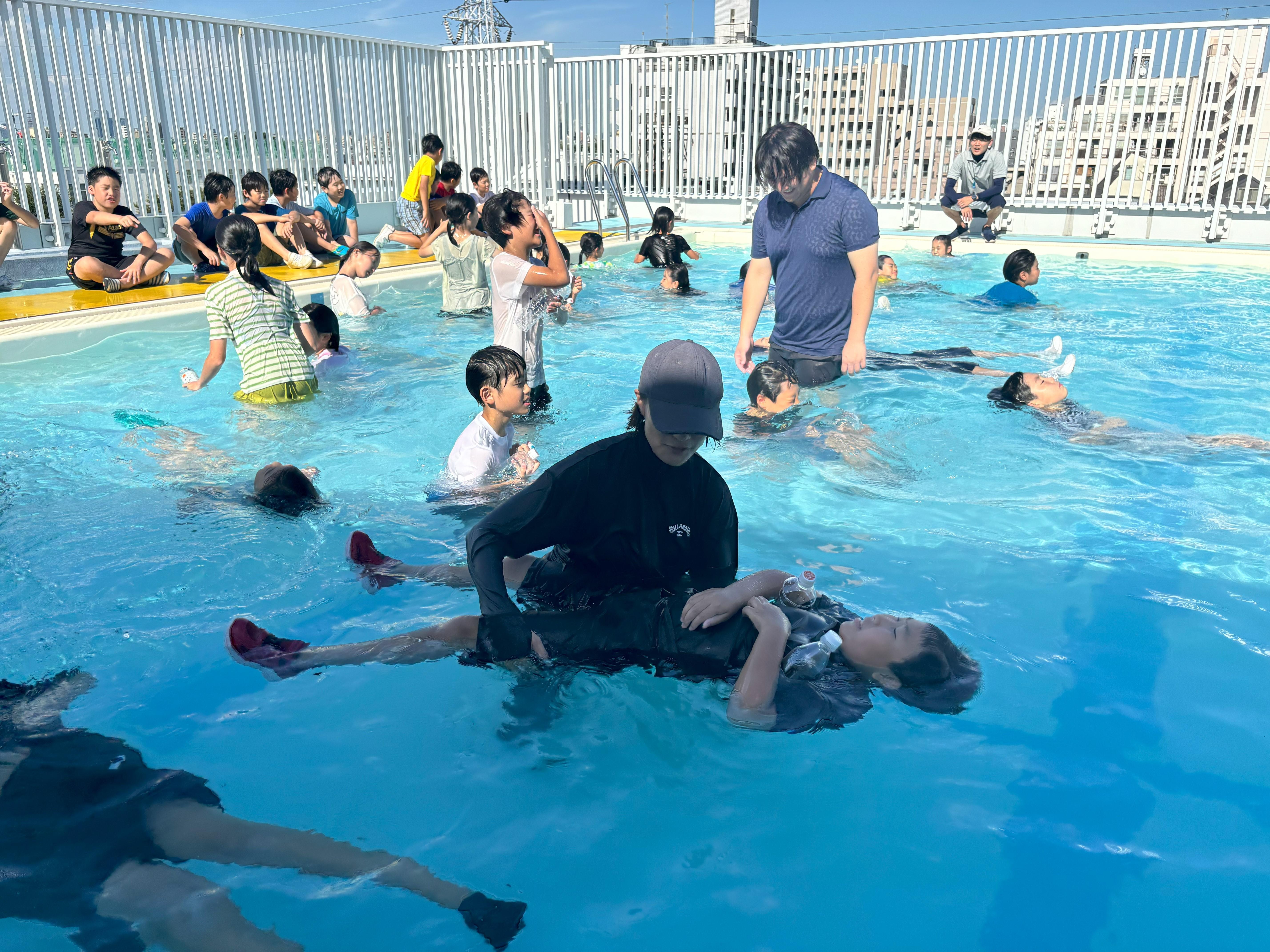 5年生　着衣水泳