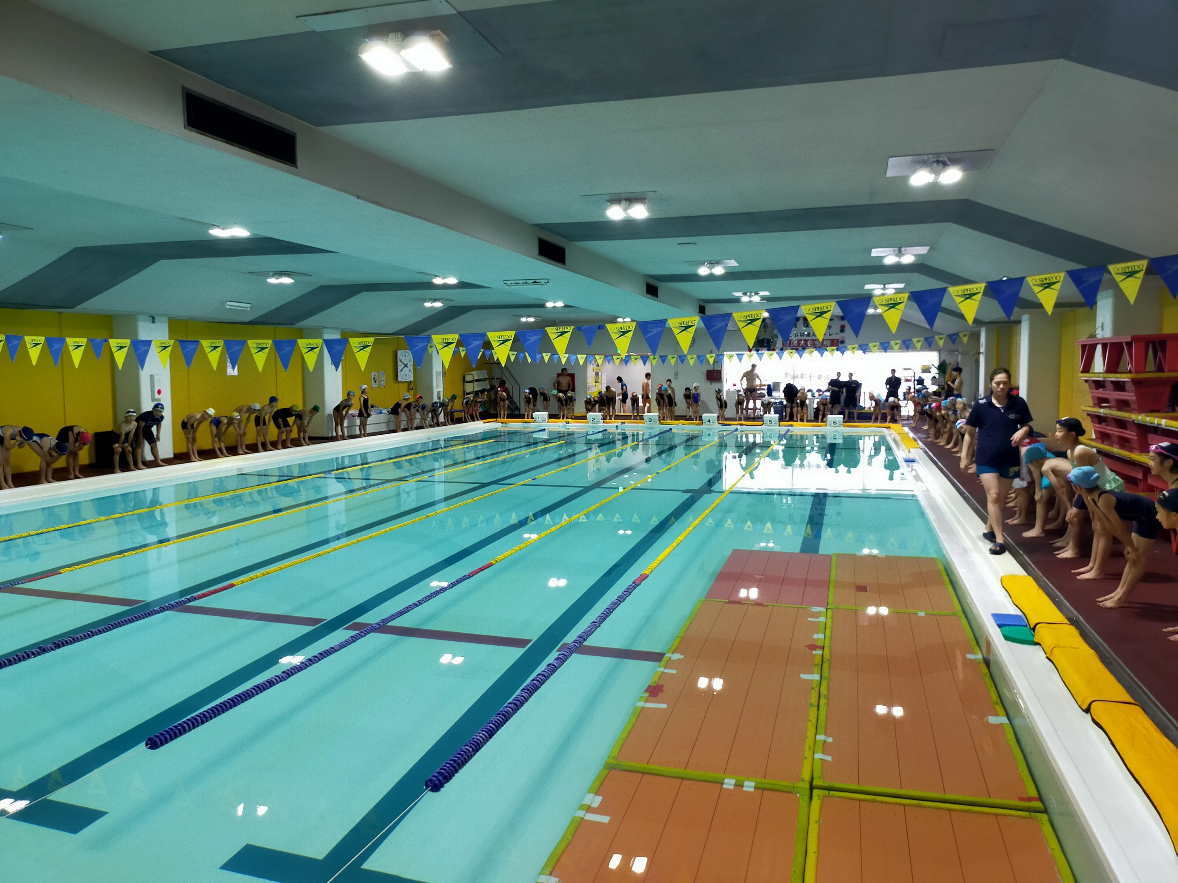 中学年 水泳教室