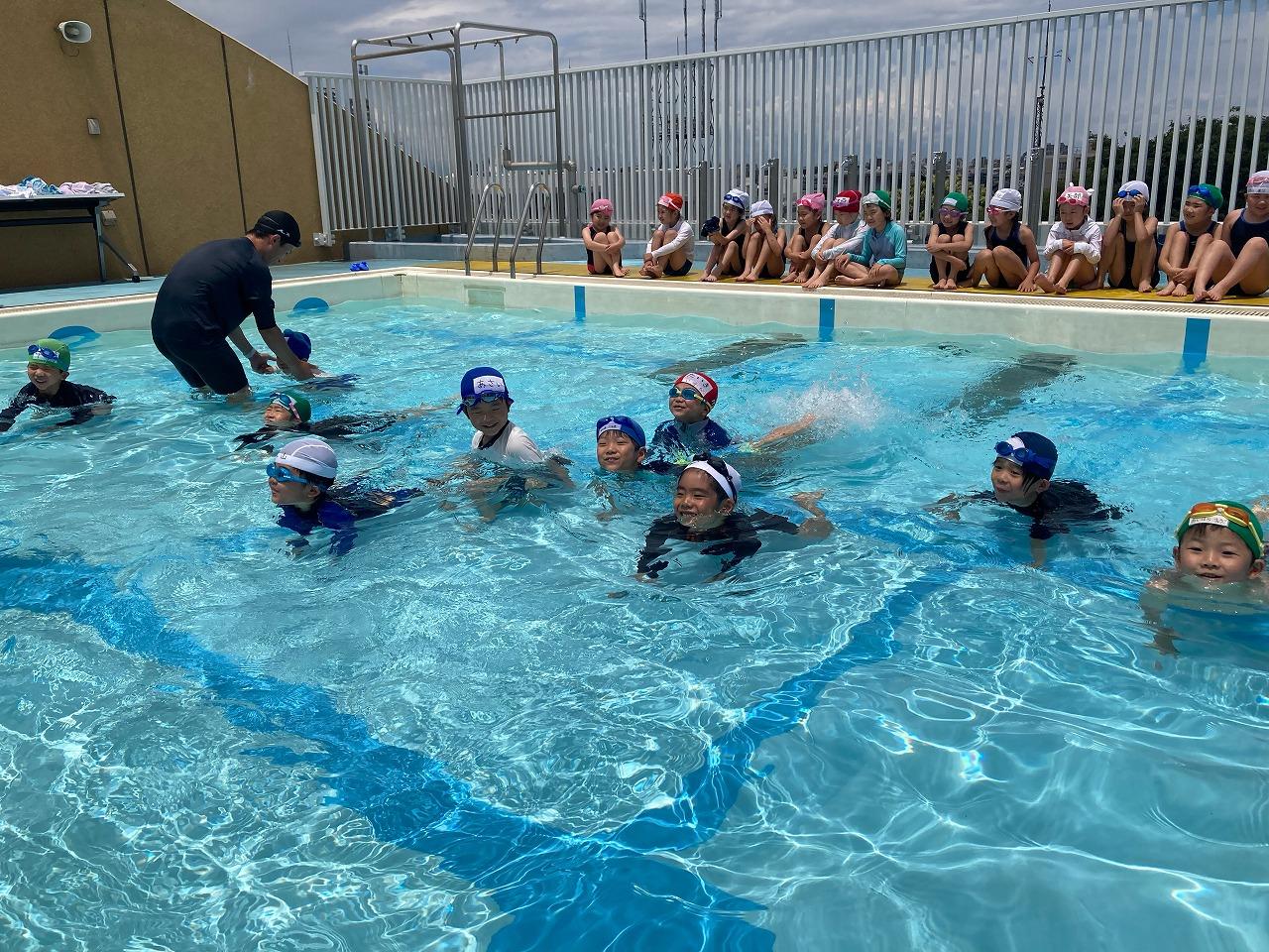 低学年　水泳教室